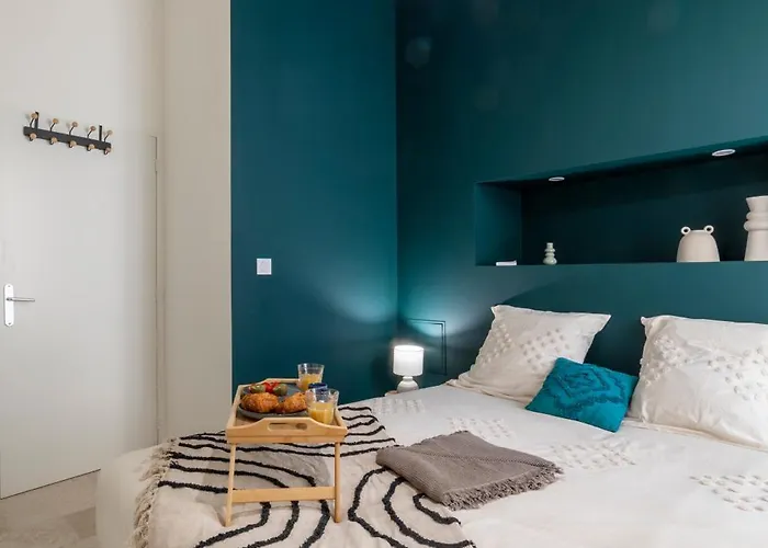 Le Nimois Clim, Netflix, Cocon Cosy Proche Du Centre Διαμέρισμα Νιμ